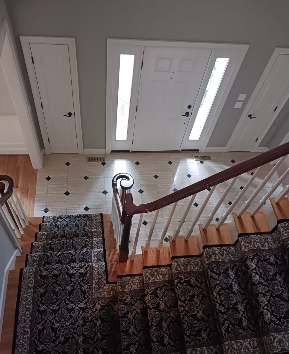 Patterned stair runner after professional cleaning
